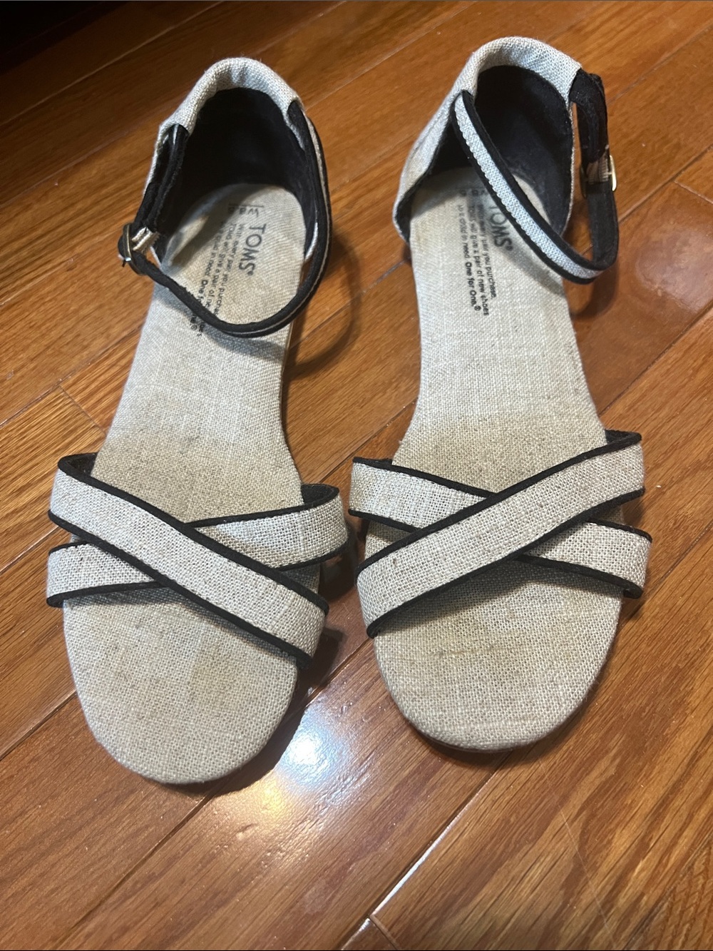 TOMS Sandal